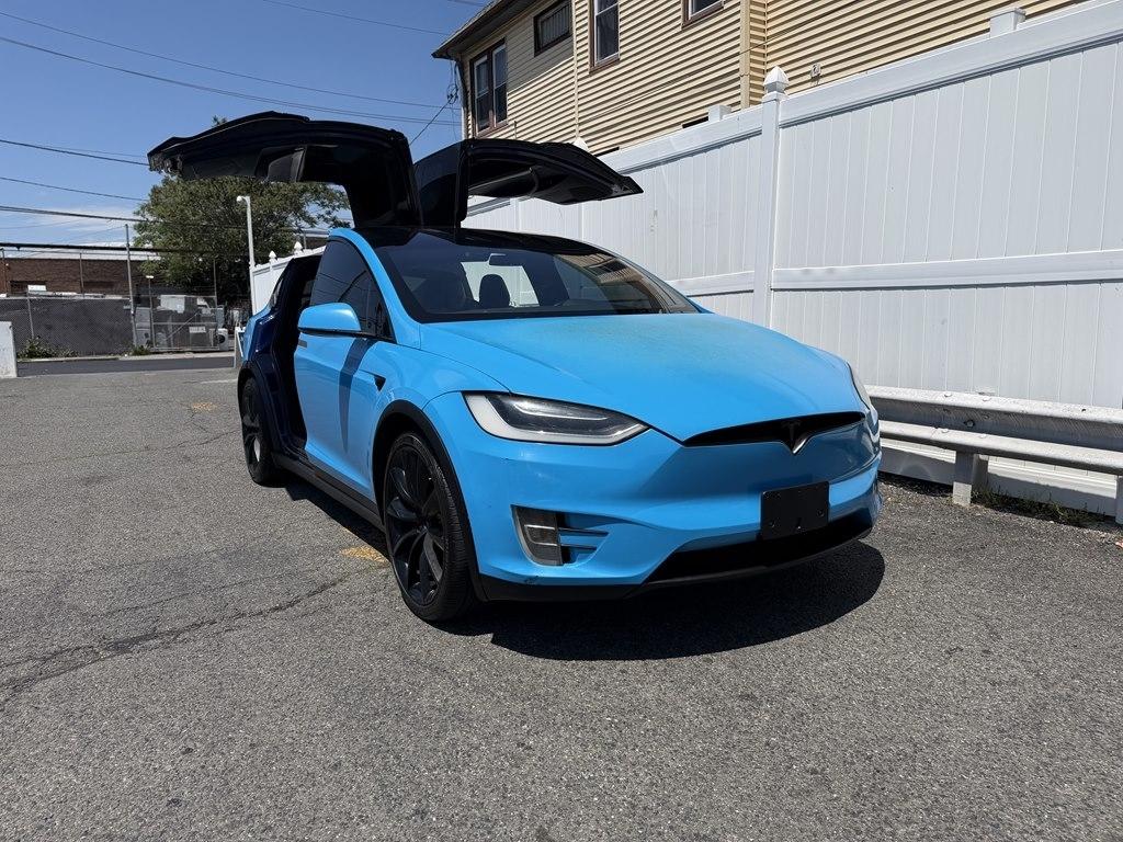 Tesla Model X  2016