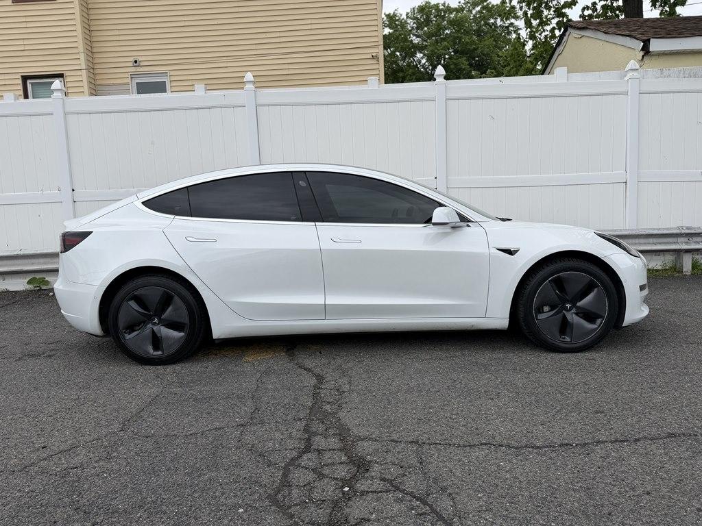 Tesla Model 3  2018