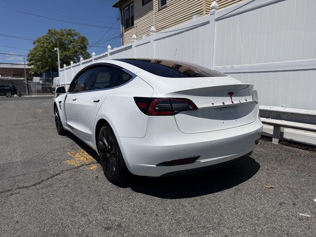 Tesla Model 3  2018