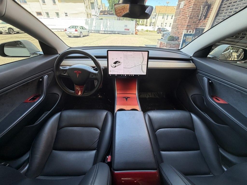 Tesla Model 3  2018