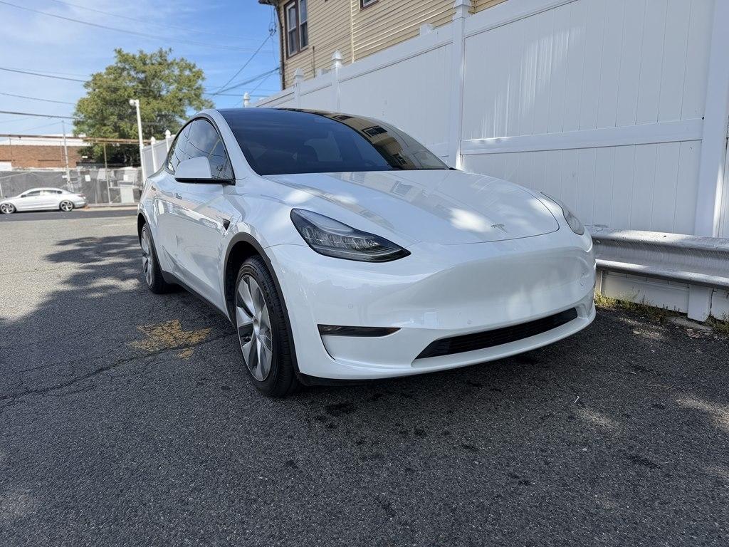 Tesla Model Y  2020