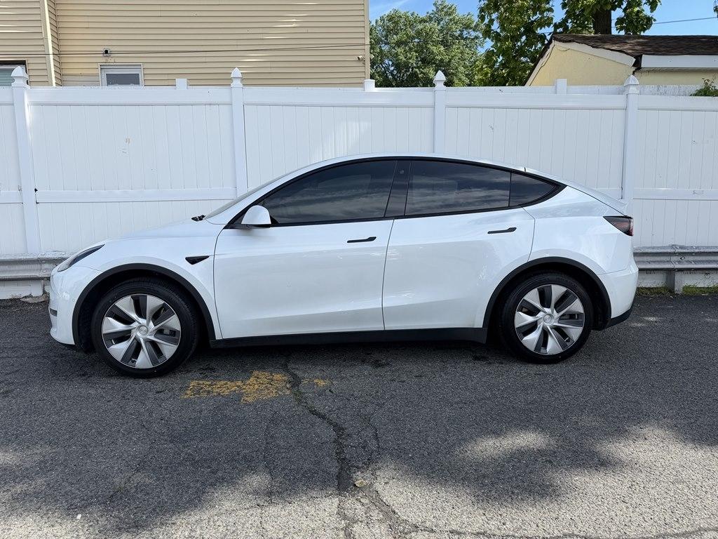 Tesla Model Y  2020