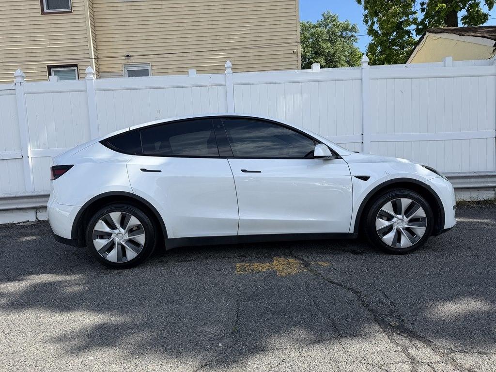 Tesla Model Y  2020