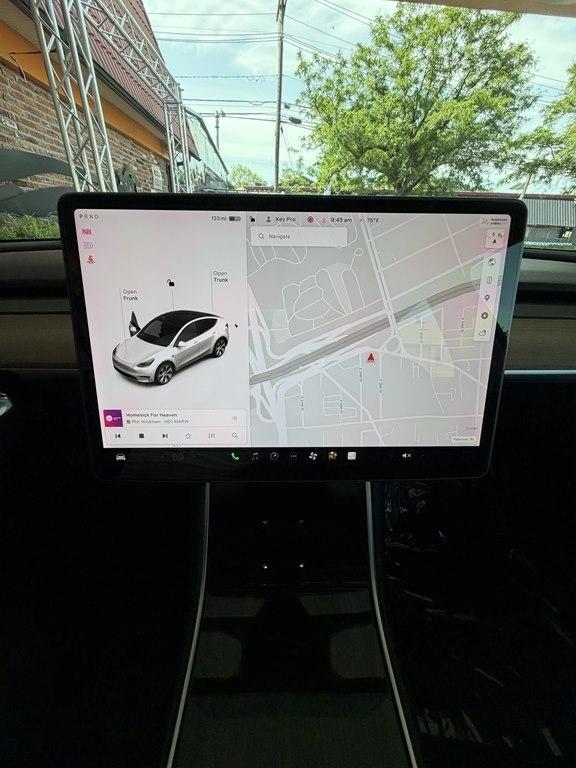 Tesla Model Y  2020