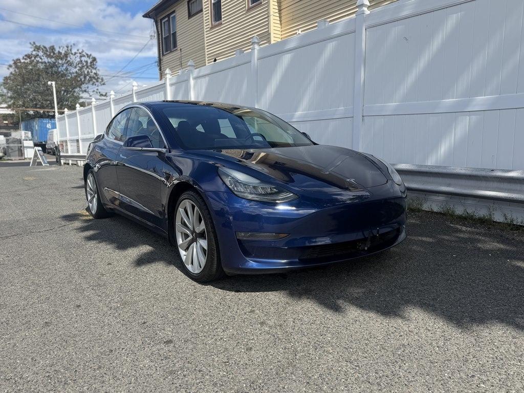 Tesla Model 3  2018