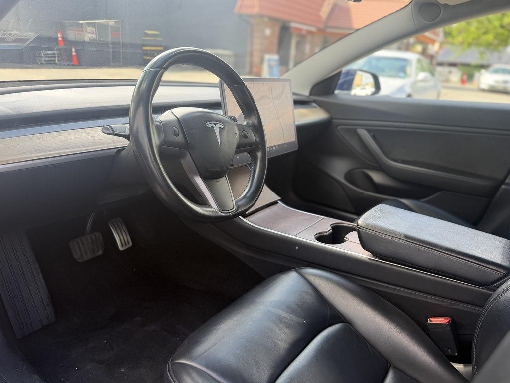 Tesla Model 3  2018