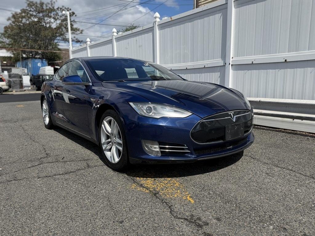 Tesla Model S  2016