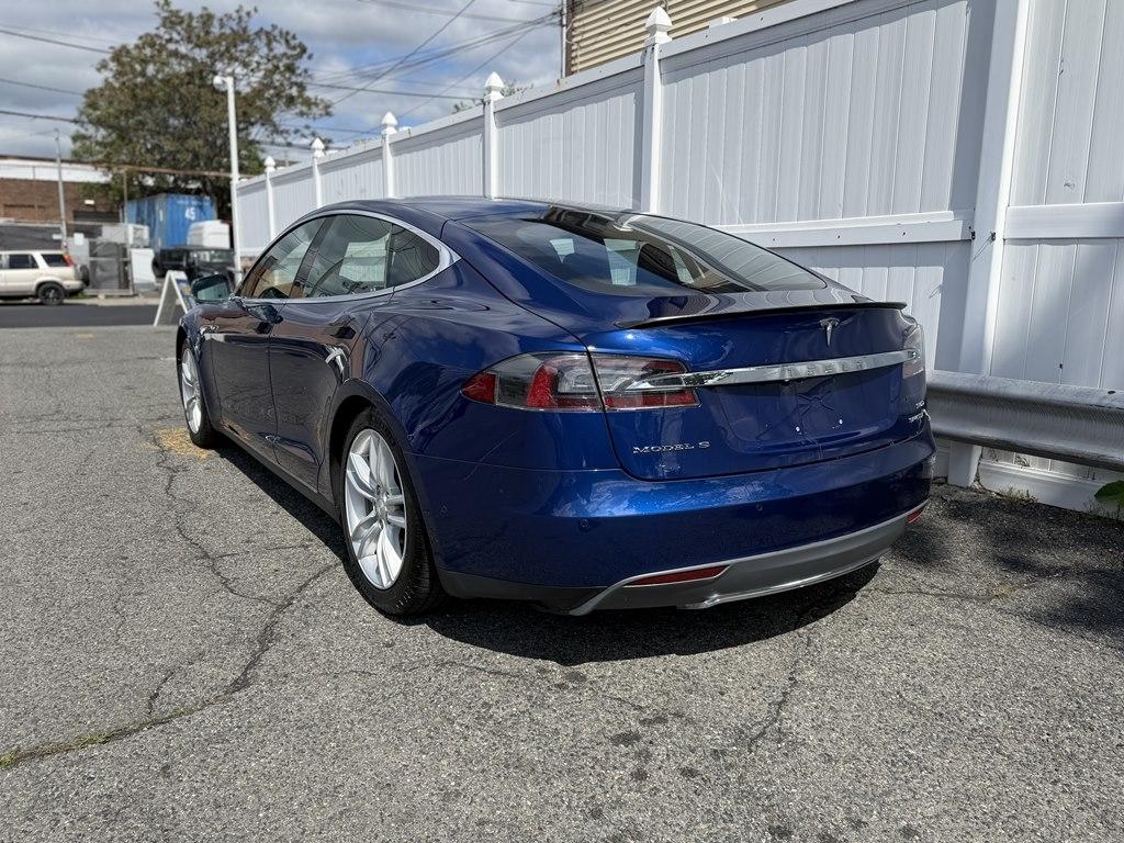 Tesla Model S  2016