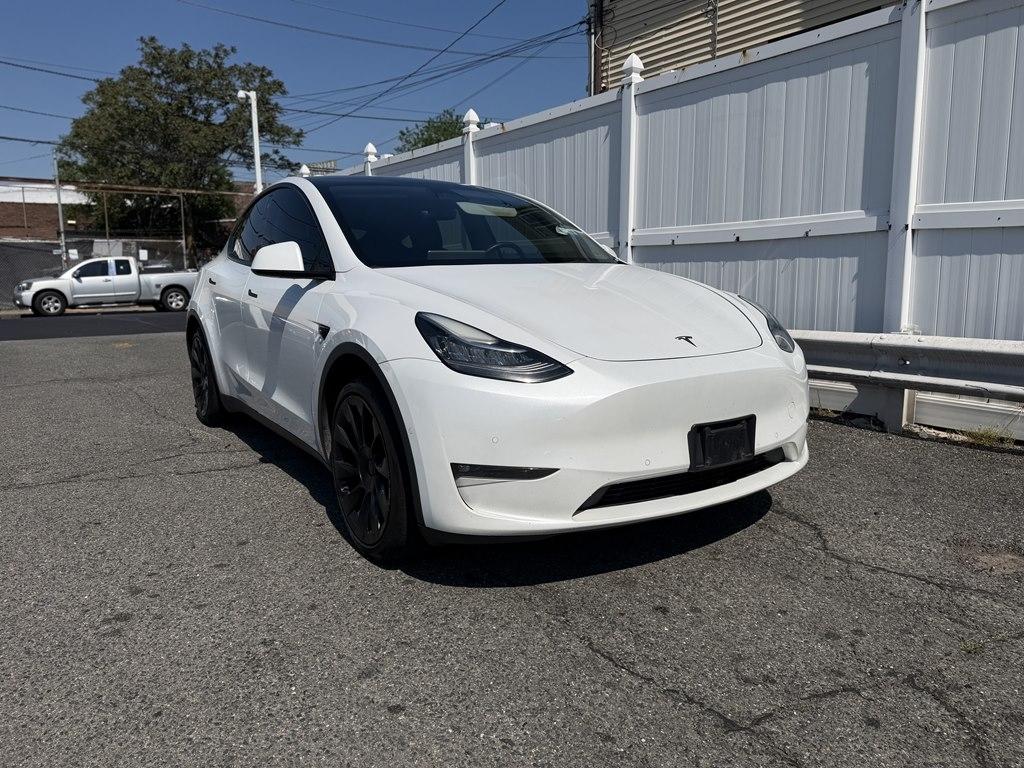 Tesla Model Y  2022