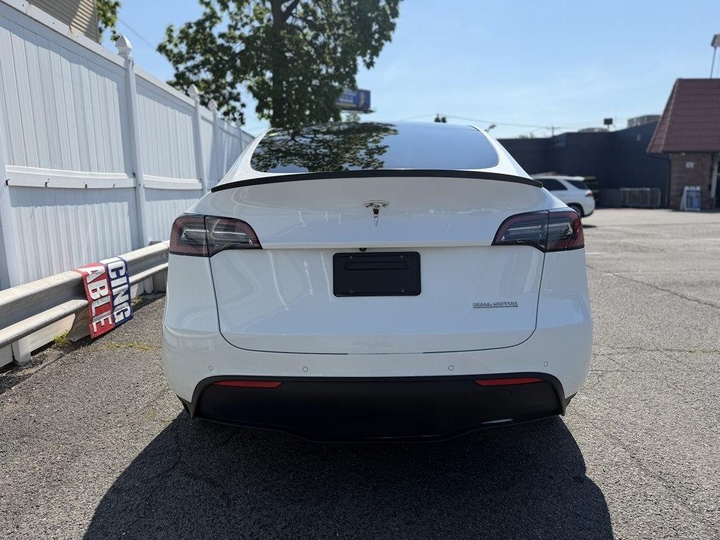 Tesla Model Y  2022