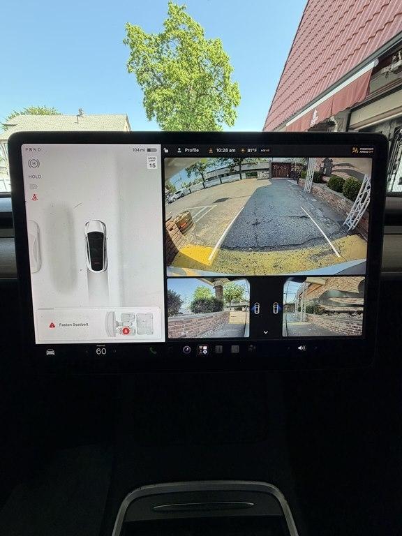Tesla Model Y  2022