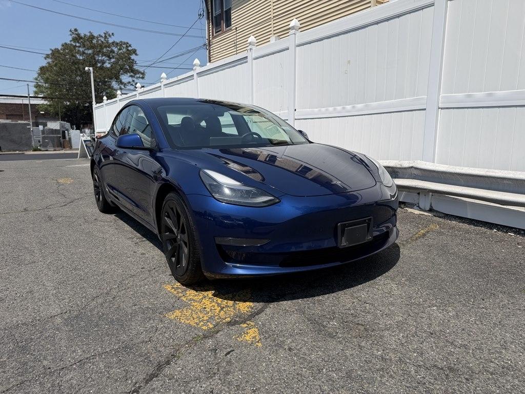 Tesla Model 3  2022