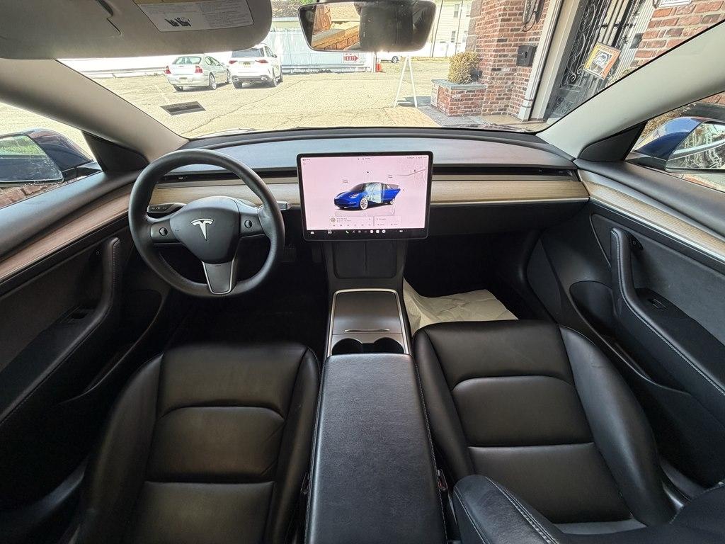 Tesla Model 3  2022