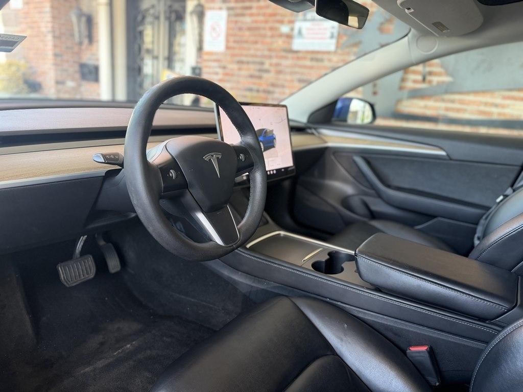 Tesla Model 3  2022