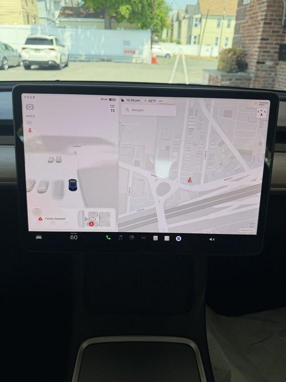 Tesla Model 3  2022