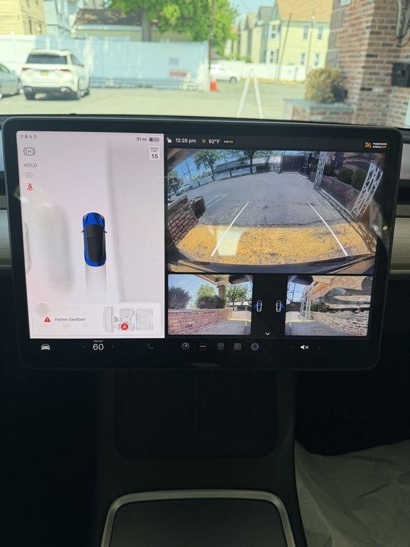 Tesla Model 3  2022