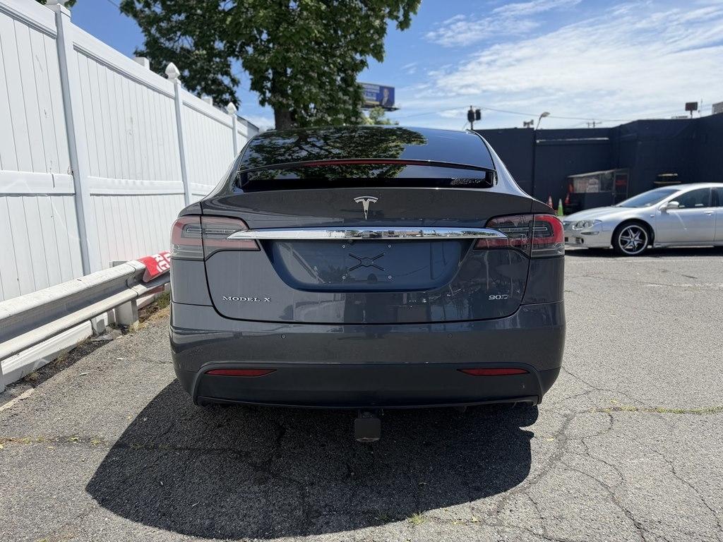 Tesla Model X  2016
