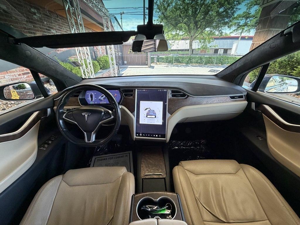 Tesla Model X  2016