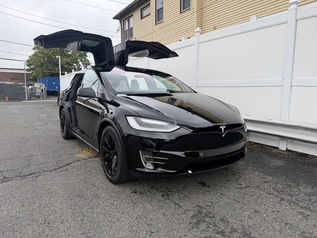 Tesla Model X  2016