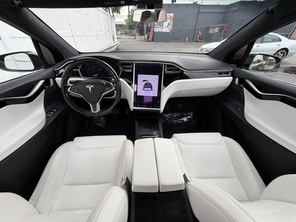 Tesla Model X  2016