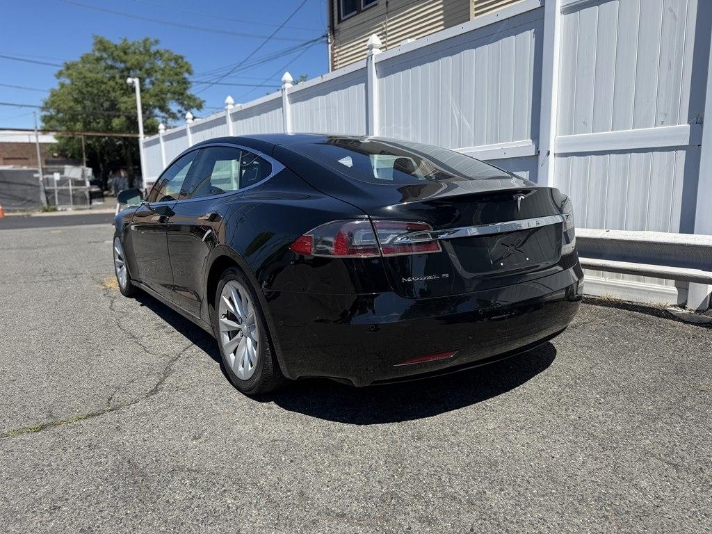 Tesla Model S  2017