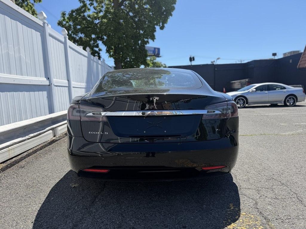 Tesla Model S  2017
