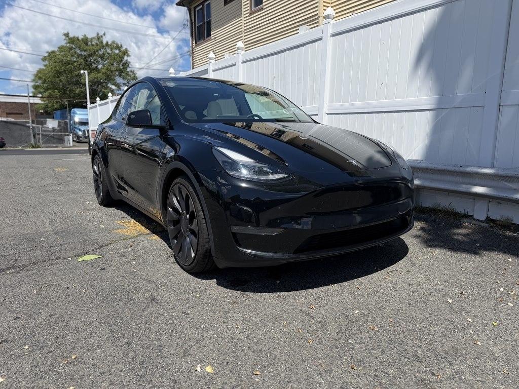 Tesla Model Y  2021