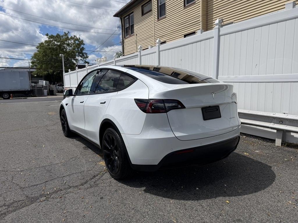 Tesla Model Y  2020