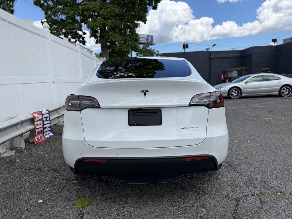 Tesla Model Y  2020