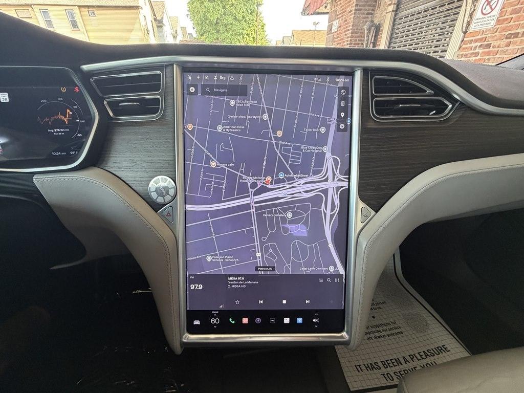 Tesla Model S  2016