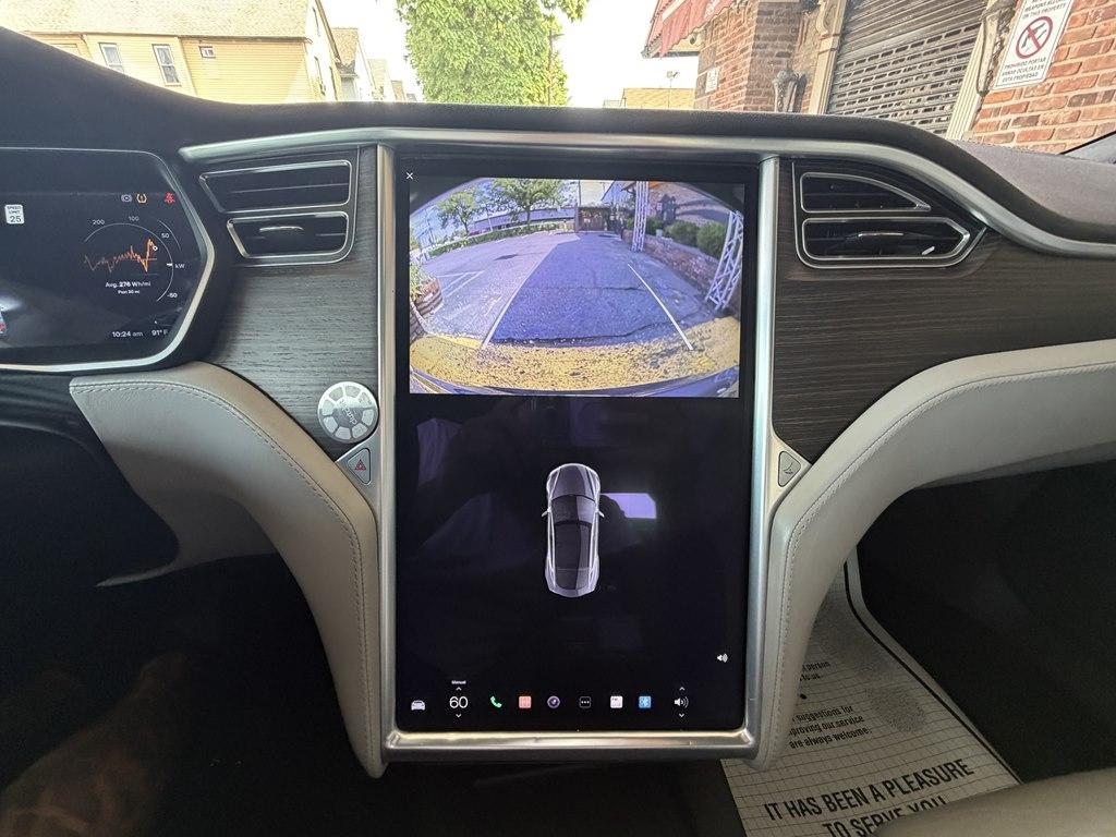 Tesla Model S  2016