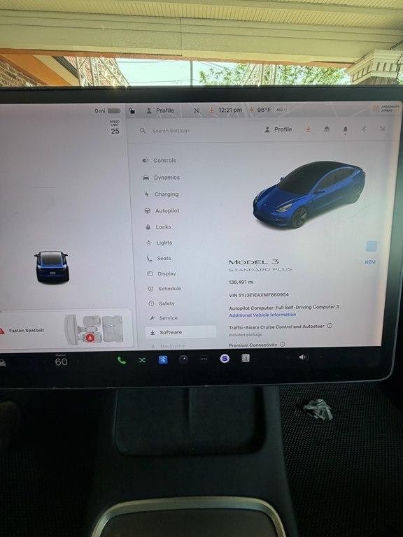 Tesla Model 3  2021