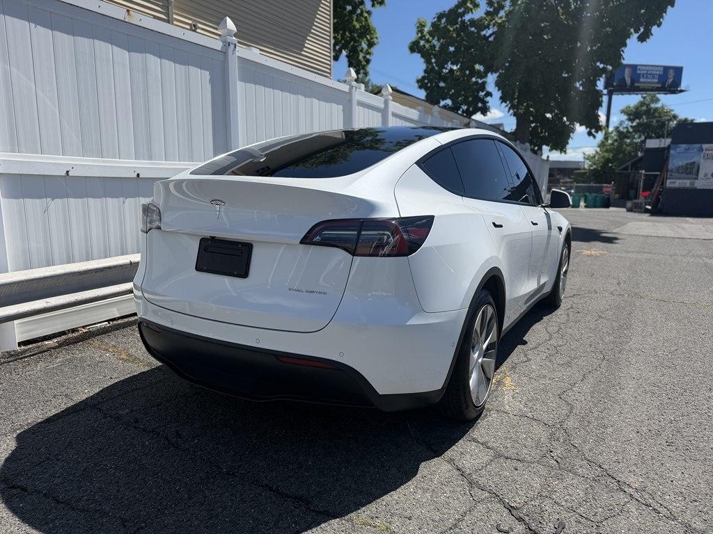 Tesla Model Y  2022
