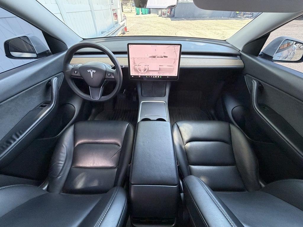 Tesla Model Y  2022
