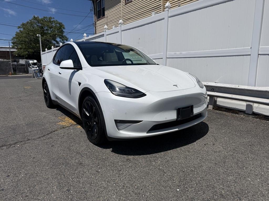 Tesla Model Y  2022