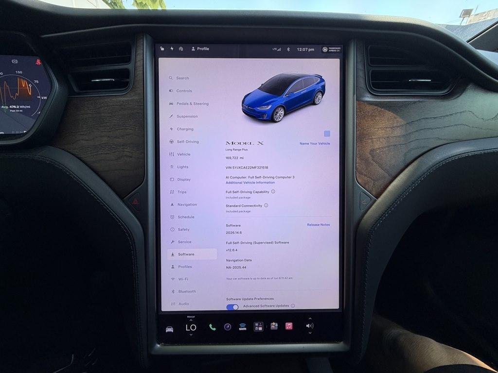 Tesla Model X  2021