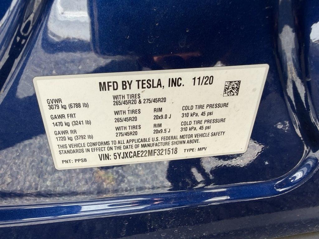 Tesla Model X  2021