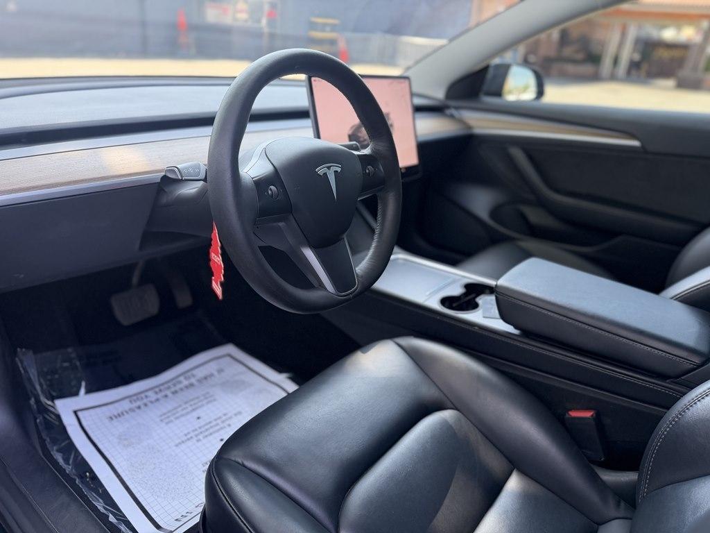Tesla Model 3  2022