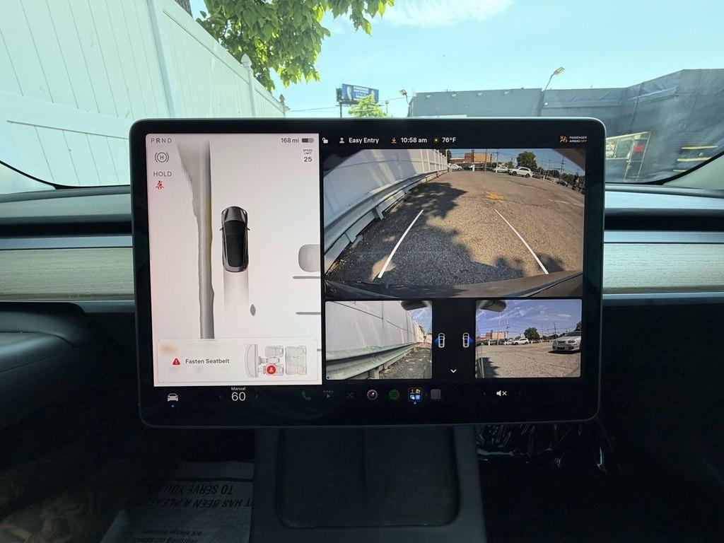 Tesla Model 3  2022