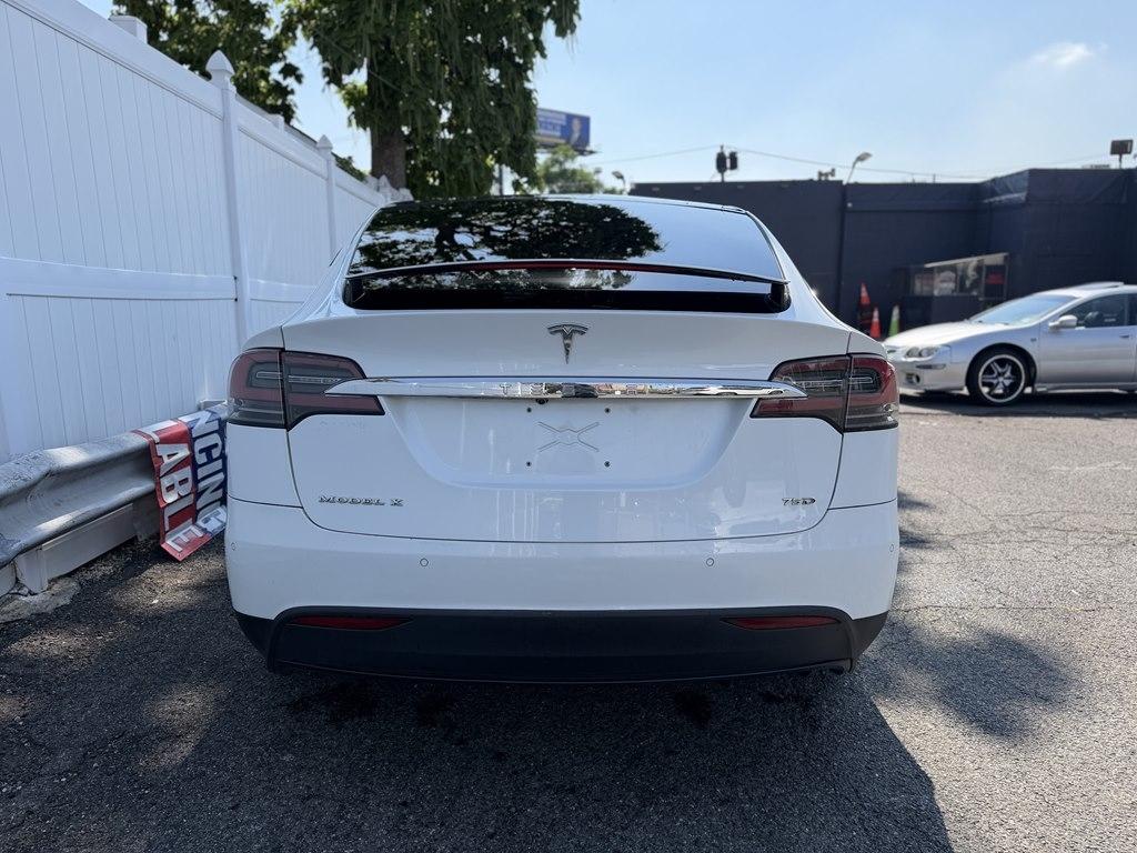 Tesla Model X  2017