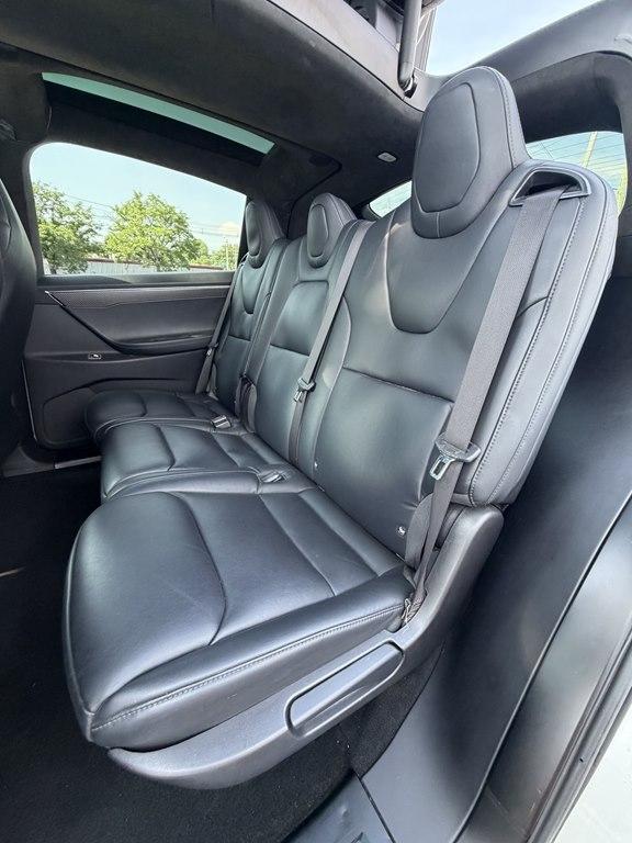 Tesla Model X  2017