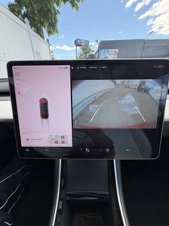 Tesla Model 3  2018