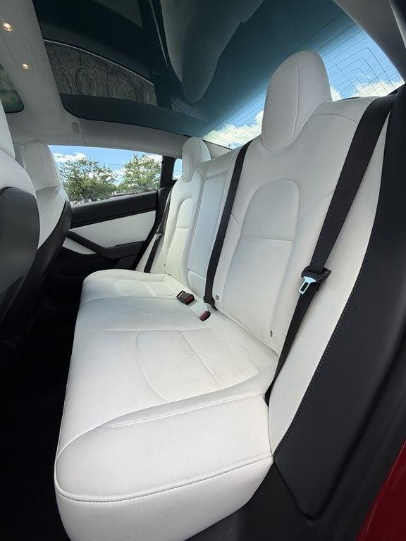 Tesla Model 3  2018