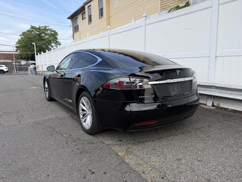 Tesla Model S  2017