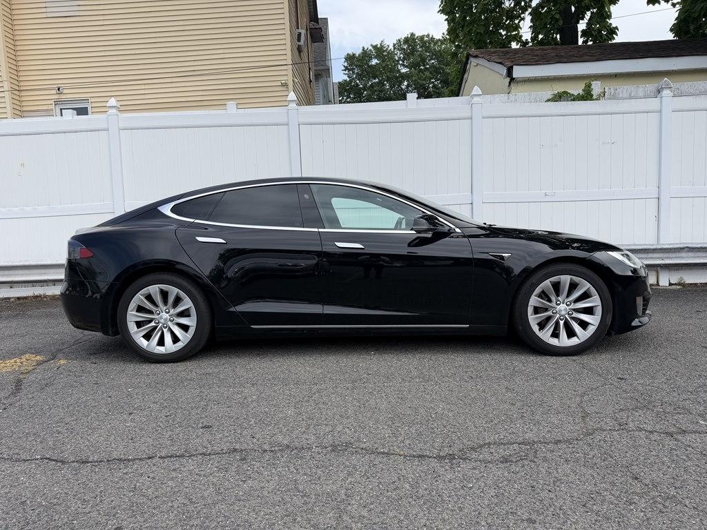 Tesla Model S  2017