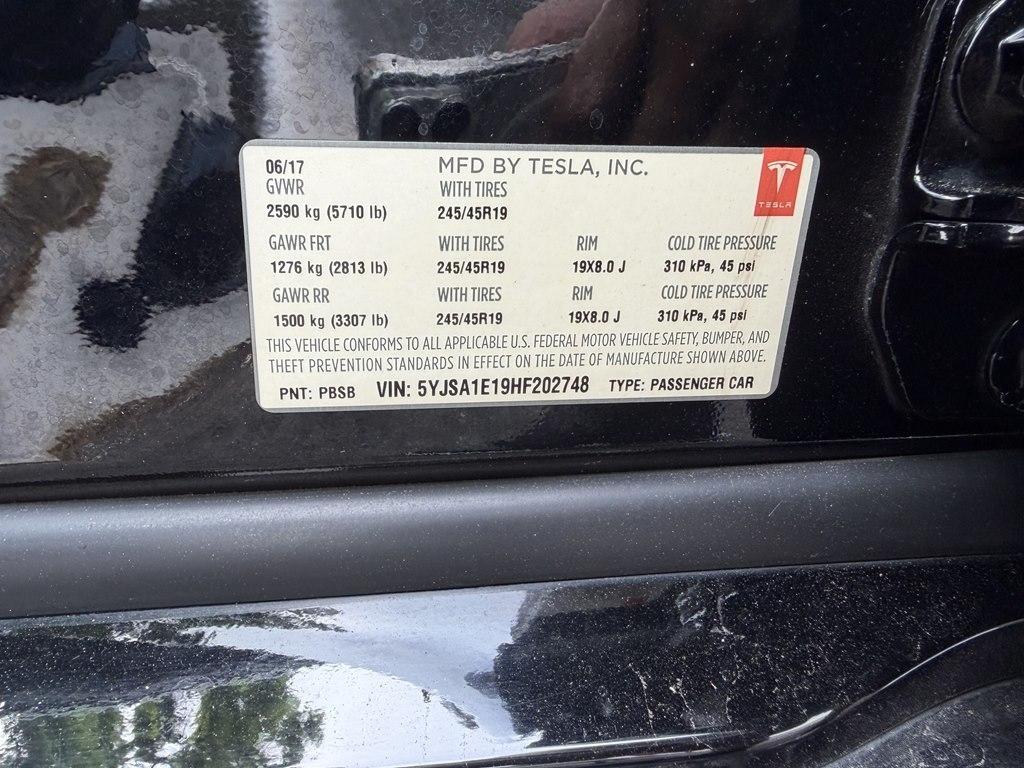 Tesla Model S  2017