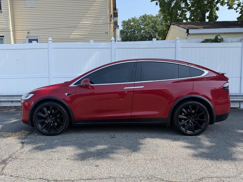 Tesla Model X  2016
