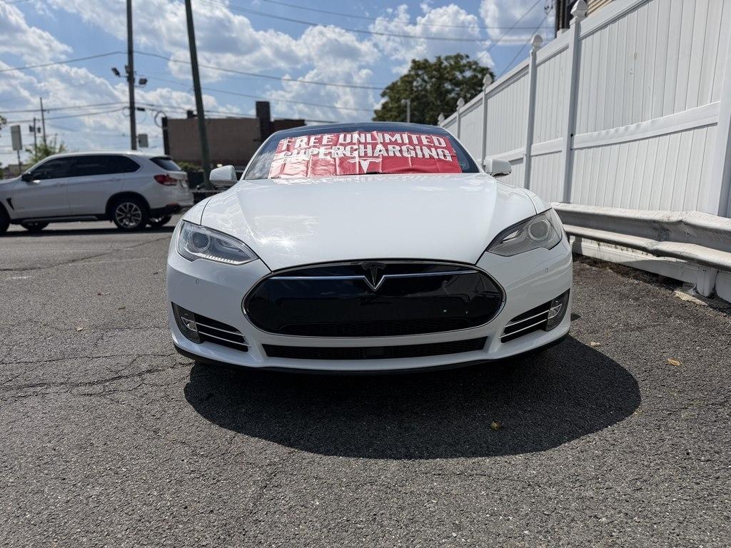 Tesla Model S  2015
