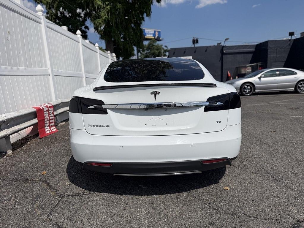 Tesla Model S  2015