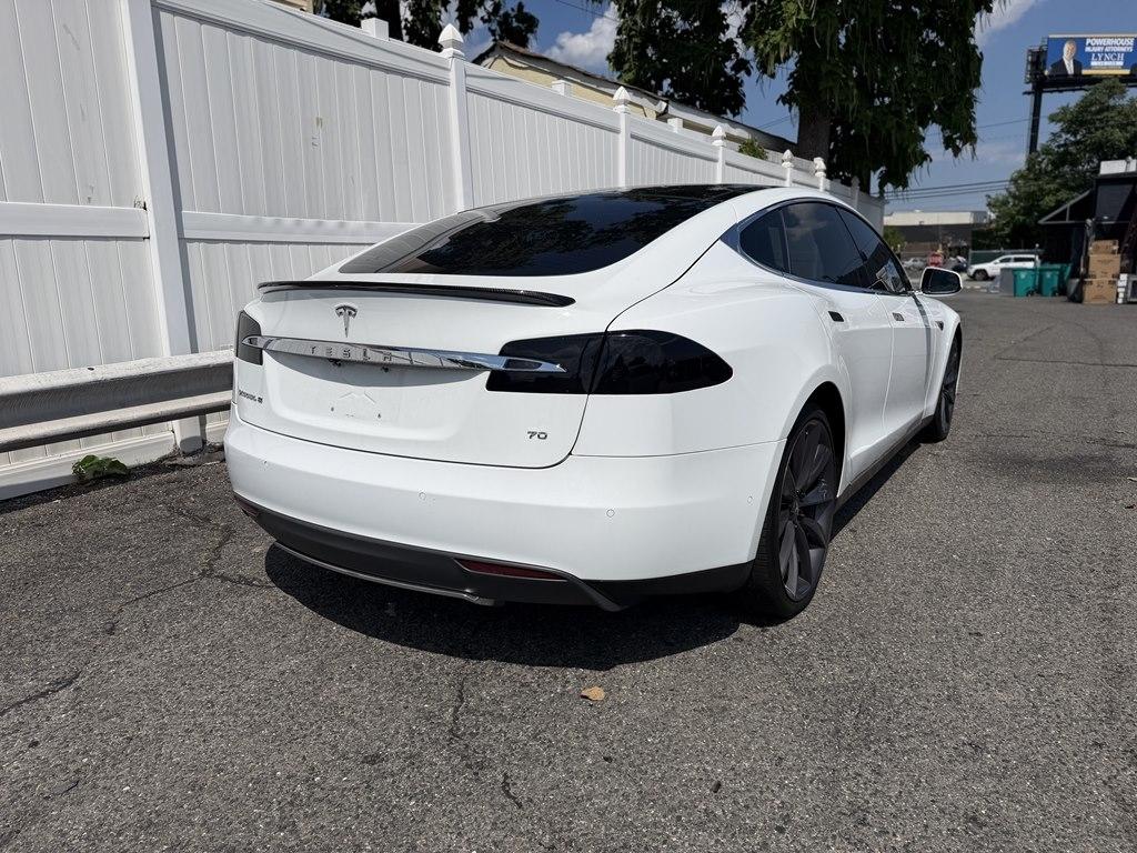 Tesla Model S  2015